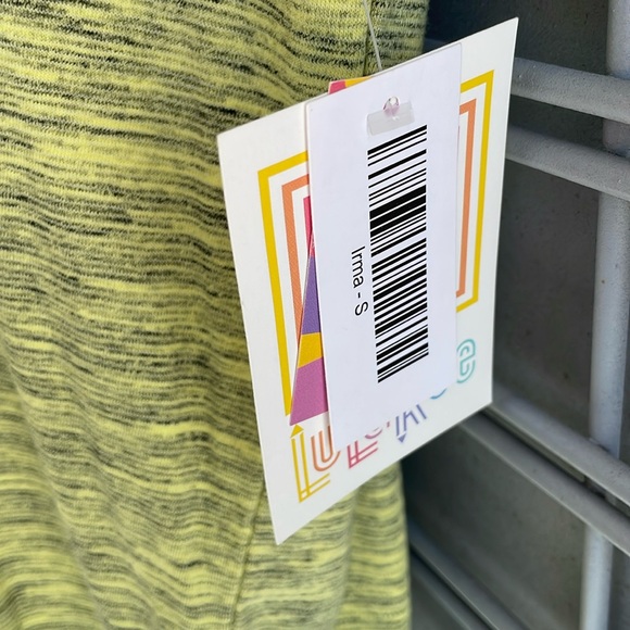 LulaRoe Lt Yellow Microstriped Irma Tunic Top-0919 - Picture 4 of 10